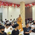 Sembayang ceng beng Di Vihara Dharma Subha Poris