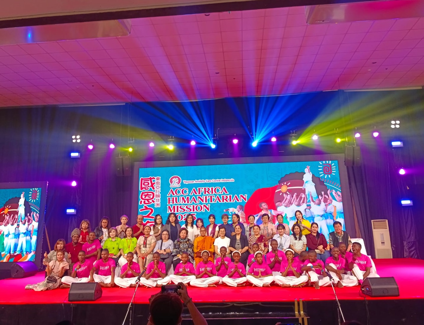 Pertunjukan Seni Budaya spektakuler oleh anak-anak asal Afrika