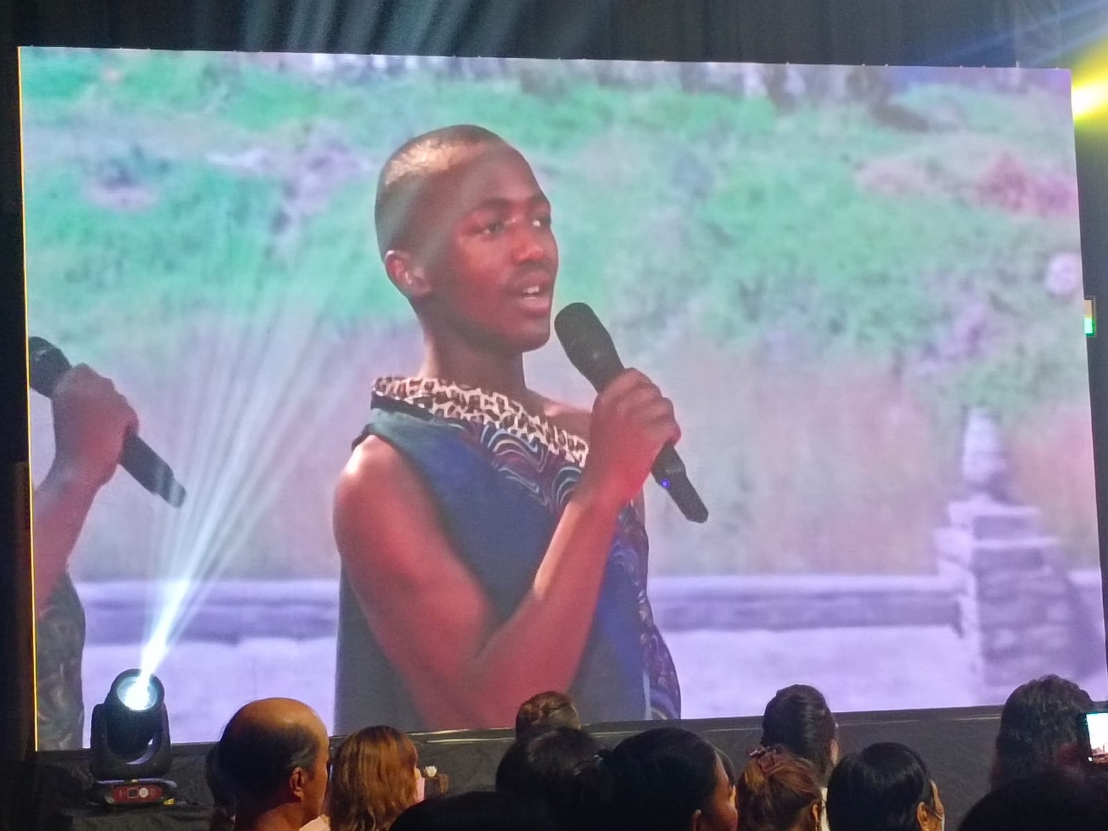 Pertunjukan Seni Budaya spektakuler oleh anak-anak asal Afrika